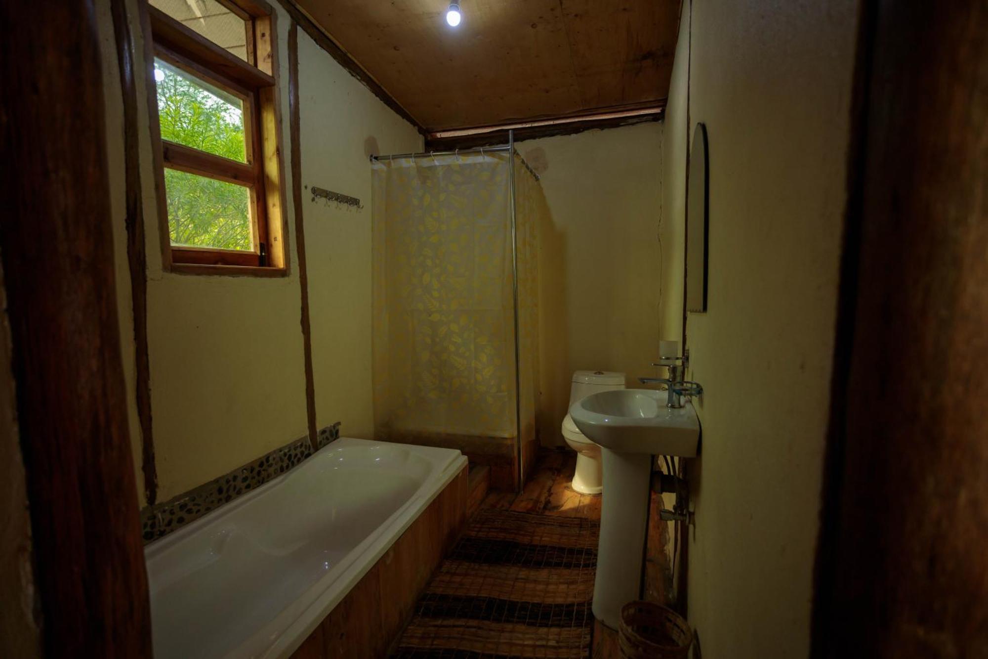 Lake Mwamba Lodge Kasenda Zewnętrze zdjęcie